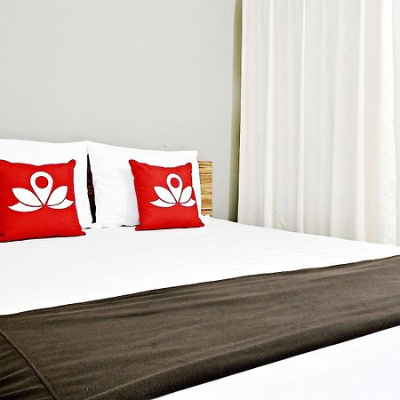 Zen Rooms Mampang Prapatan Джакарта Экстерьер фото